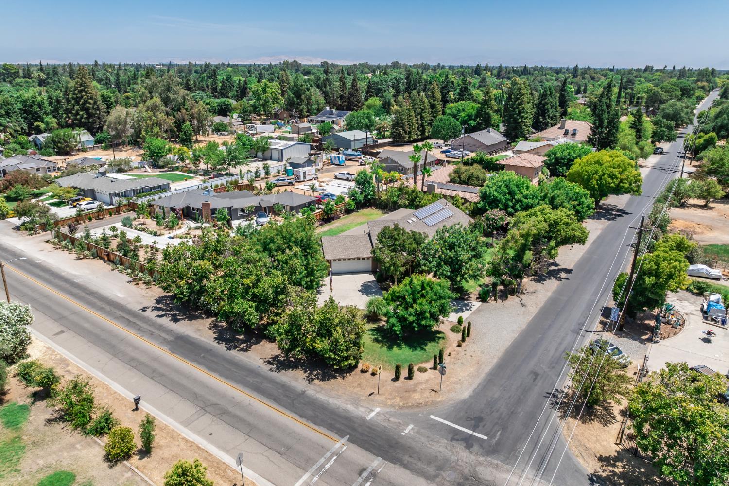480 W Swift Ave, Fresno, CA 93705