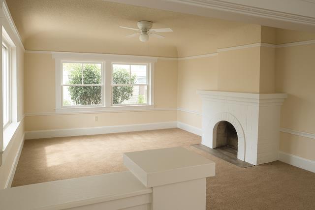 4159 E Kerckhoff Ave, Fresno, CA 93702
