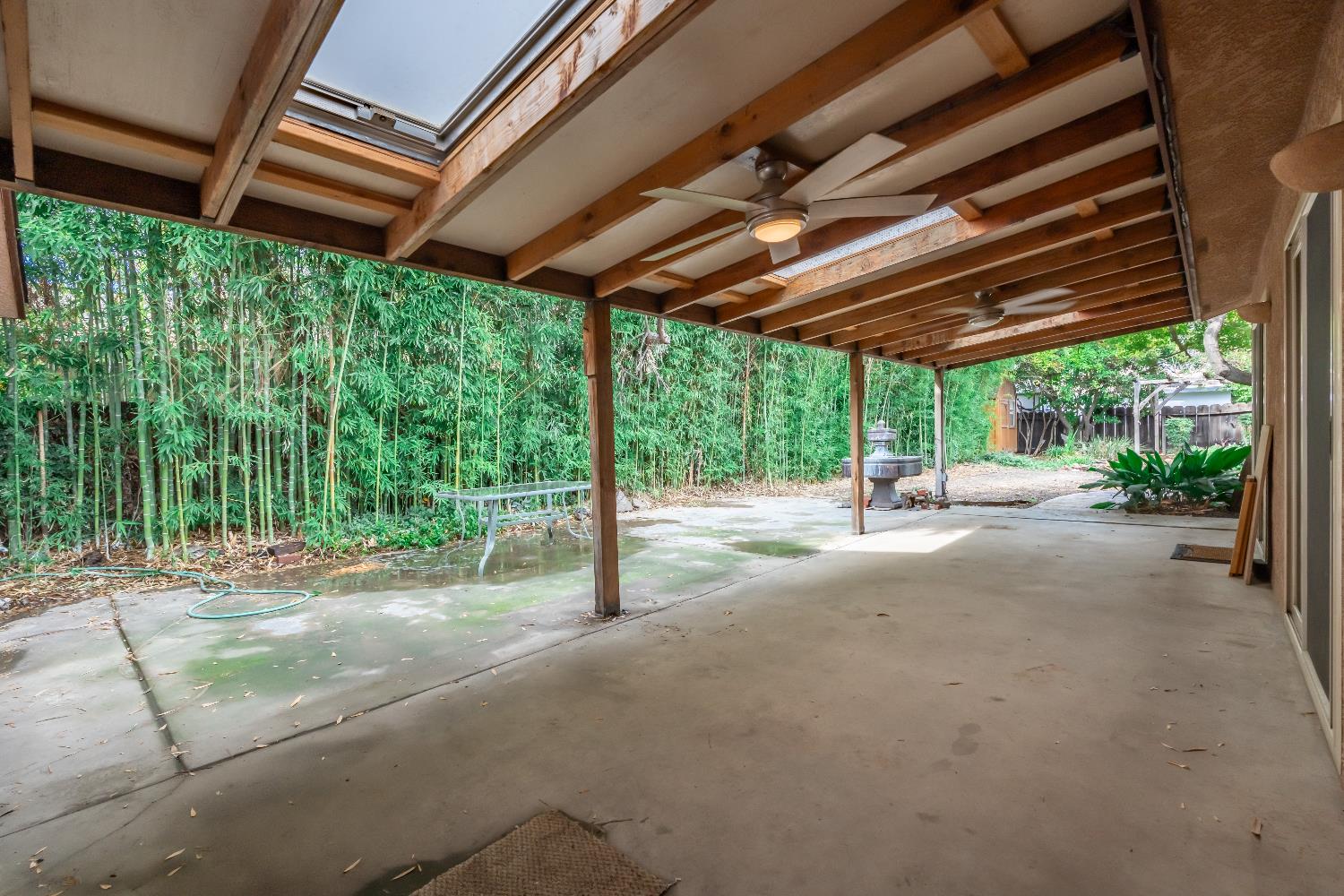 2432 Hicks St, Selma, CA 93662