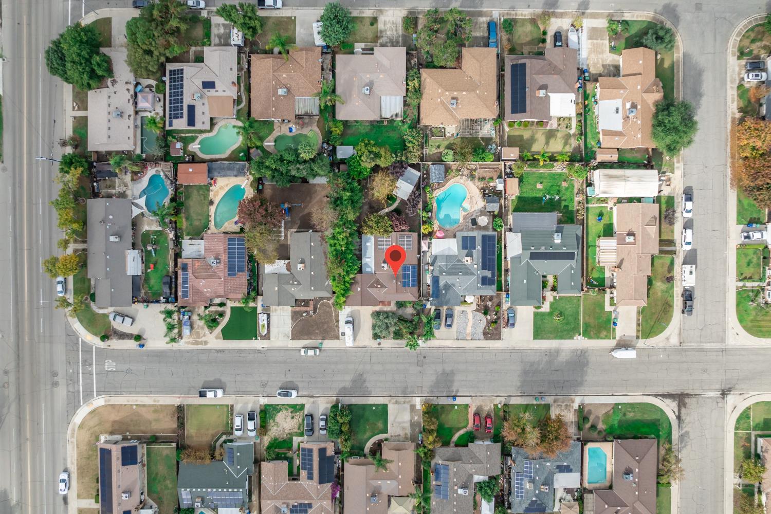 2432 Hicks St, Selma, CA 93662