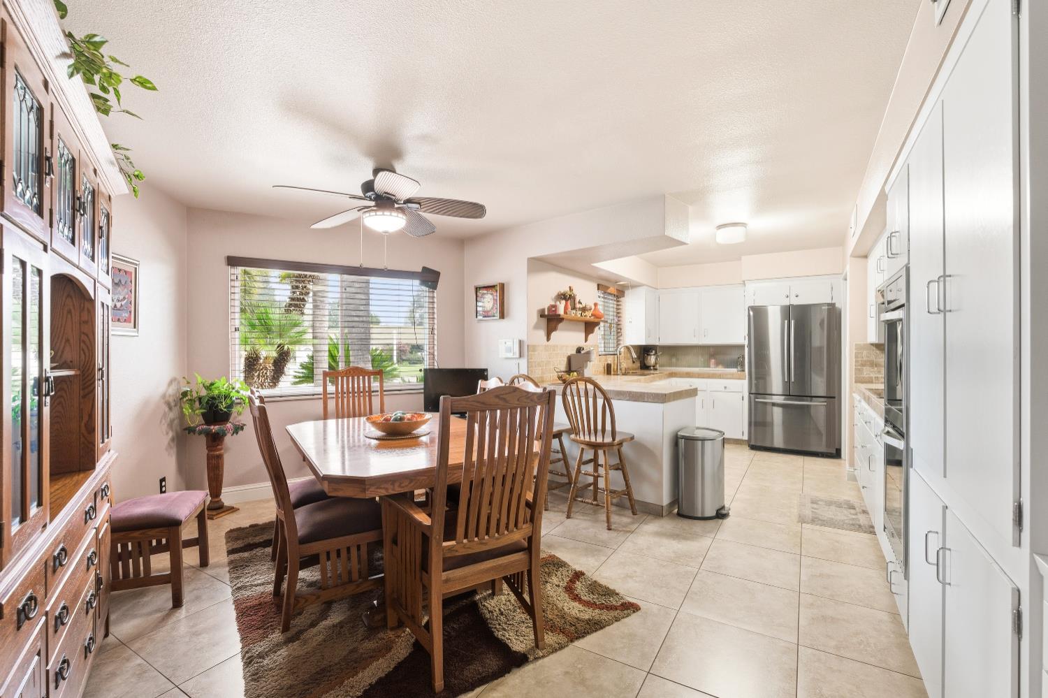 1720 W Barstow Ave, Fresno, CA 93711