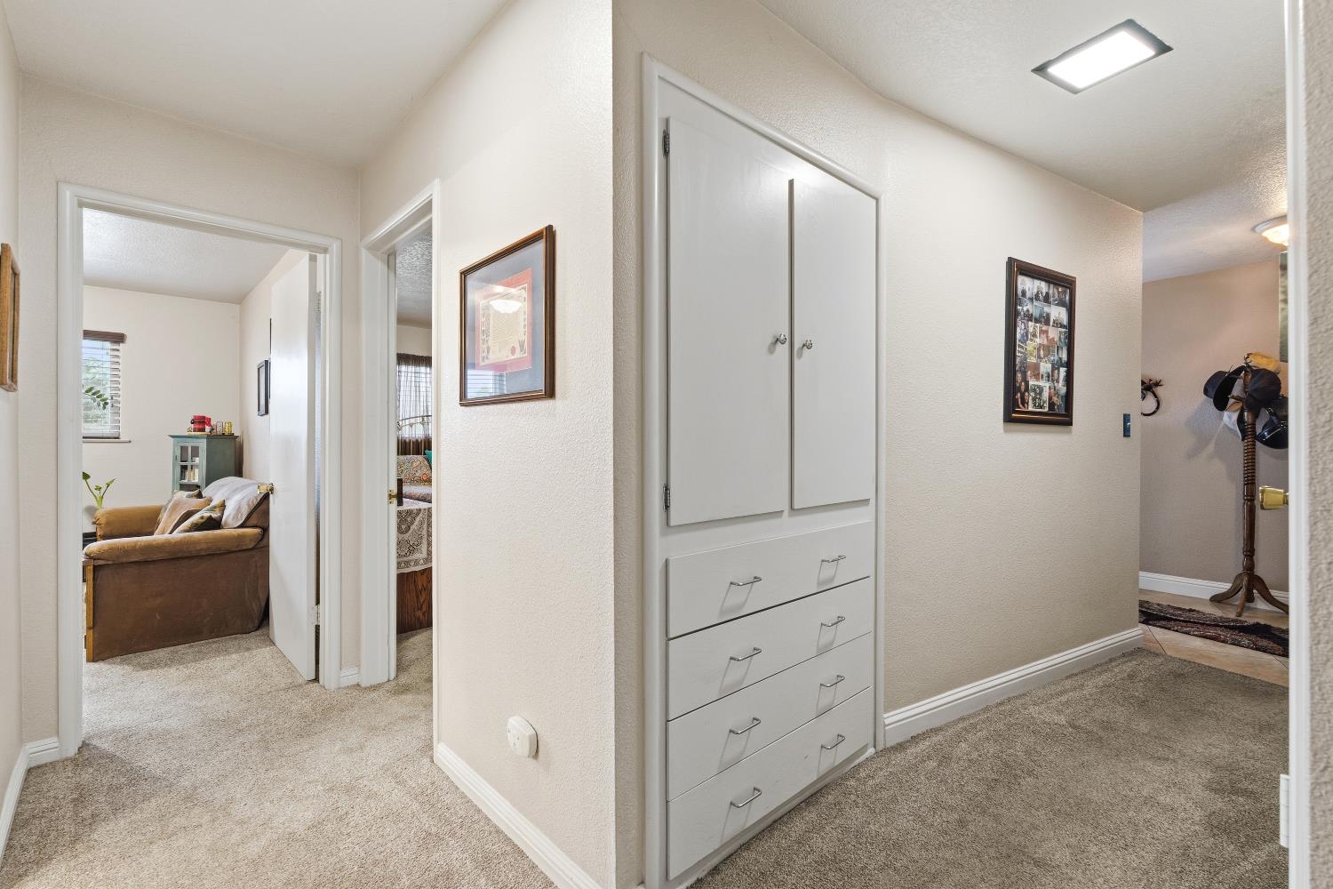 1720 W Barstow Ave, Fresno, CA 93711