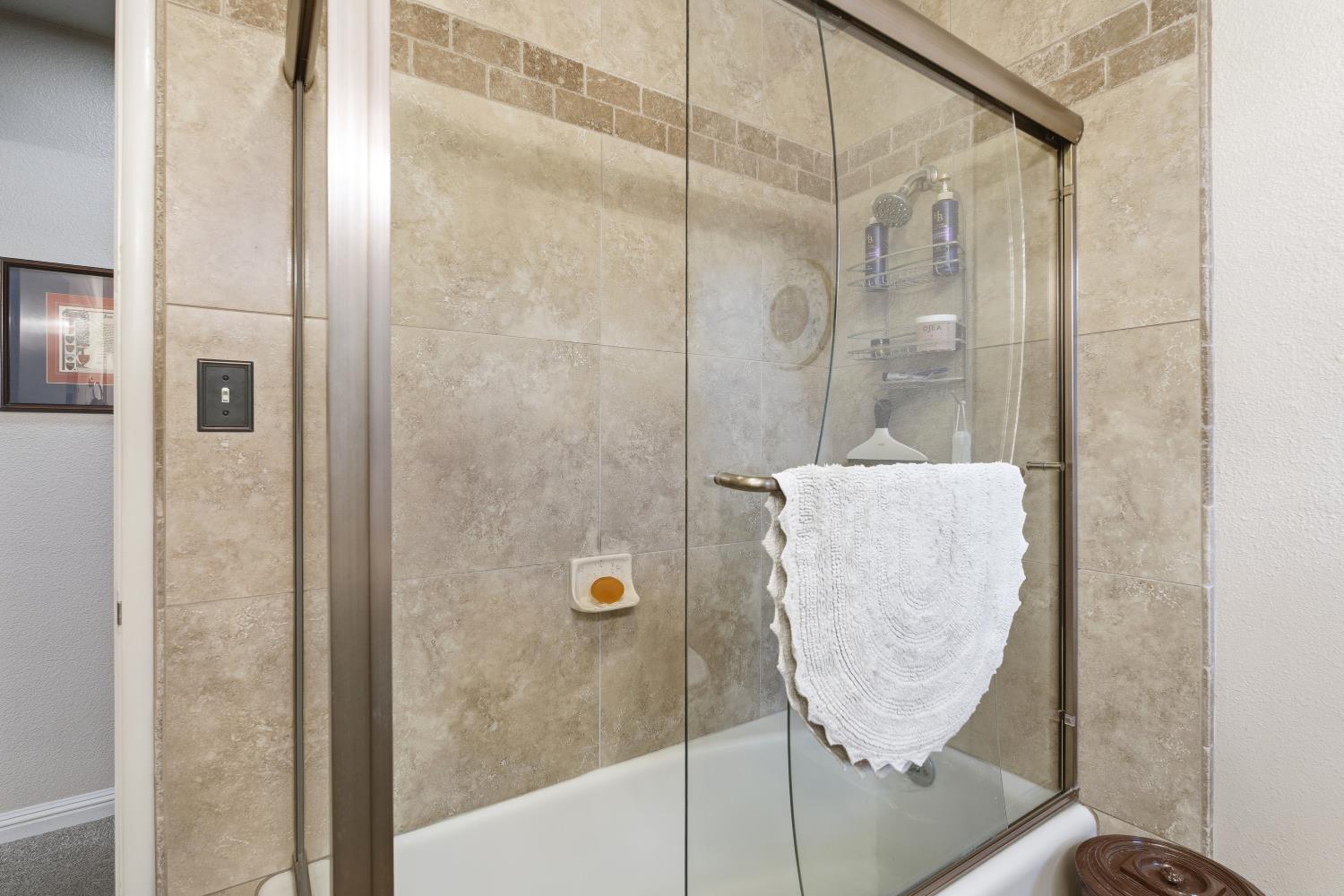 1720 W Barstow Ave, Fresno, CA 93711