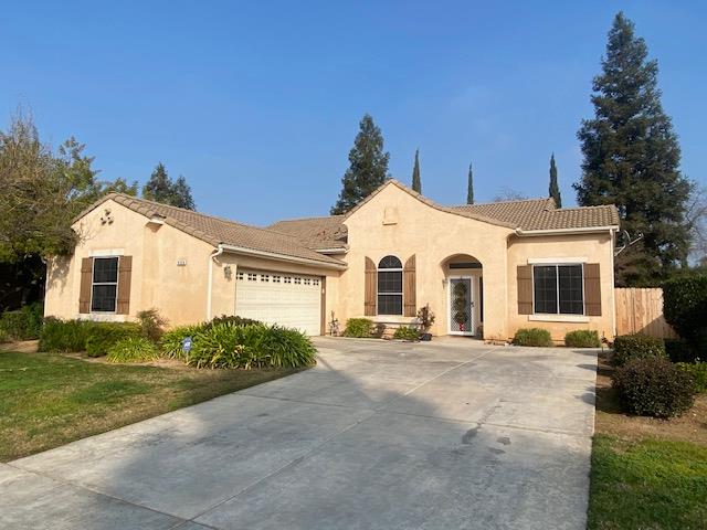 9356 N Jade Ave, Fresno, CA 93720