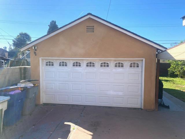 4574 E Illinois Ave, Fresno, CA 93702