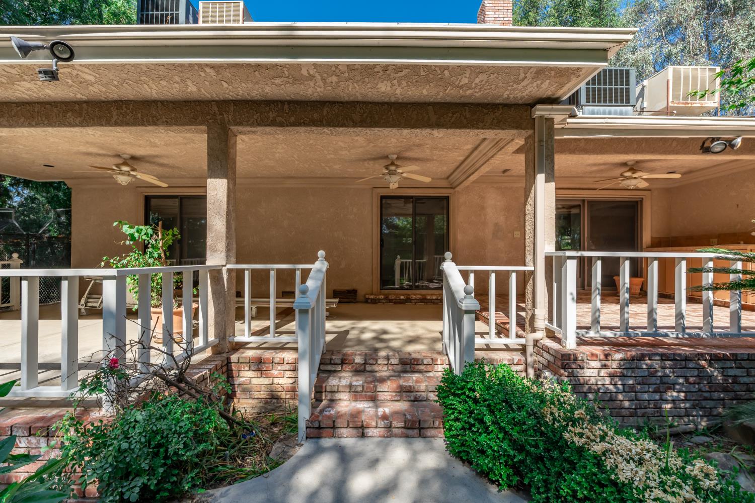 12780 Auberry Rd, Clovis, CA 93619
