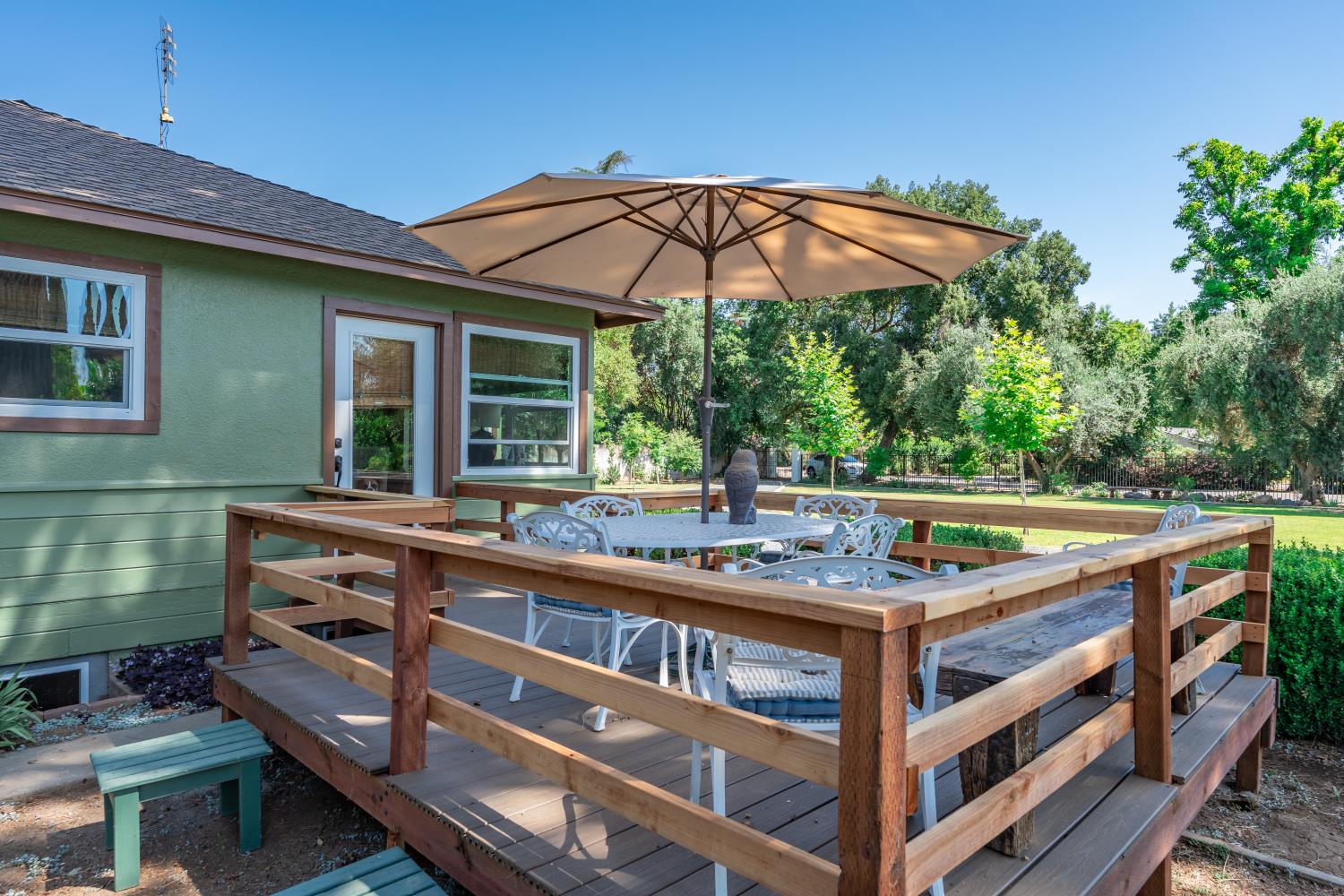 5426 Columbia Dr S, Fresno, CA 93727