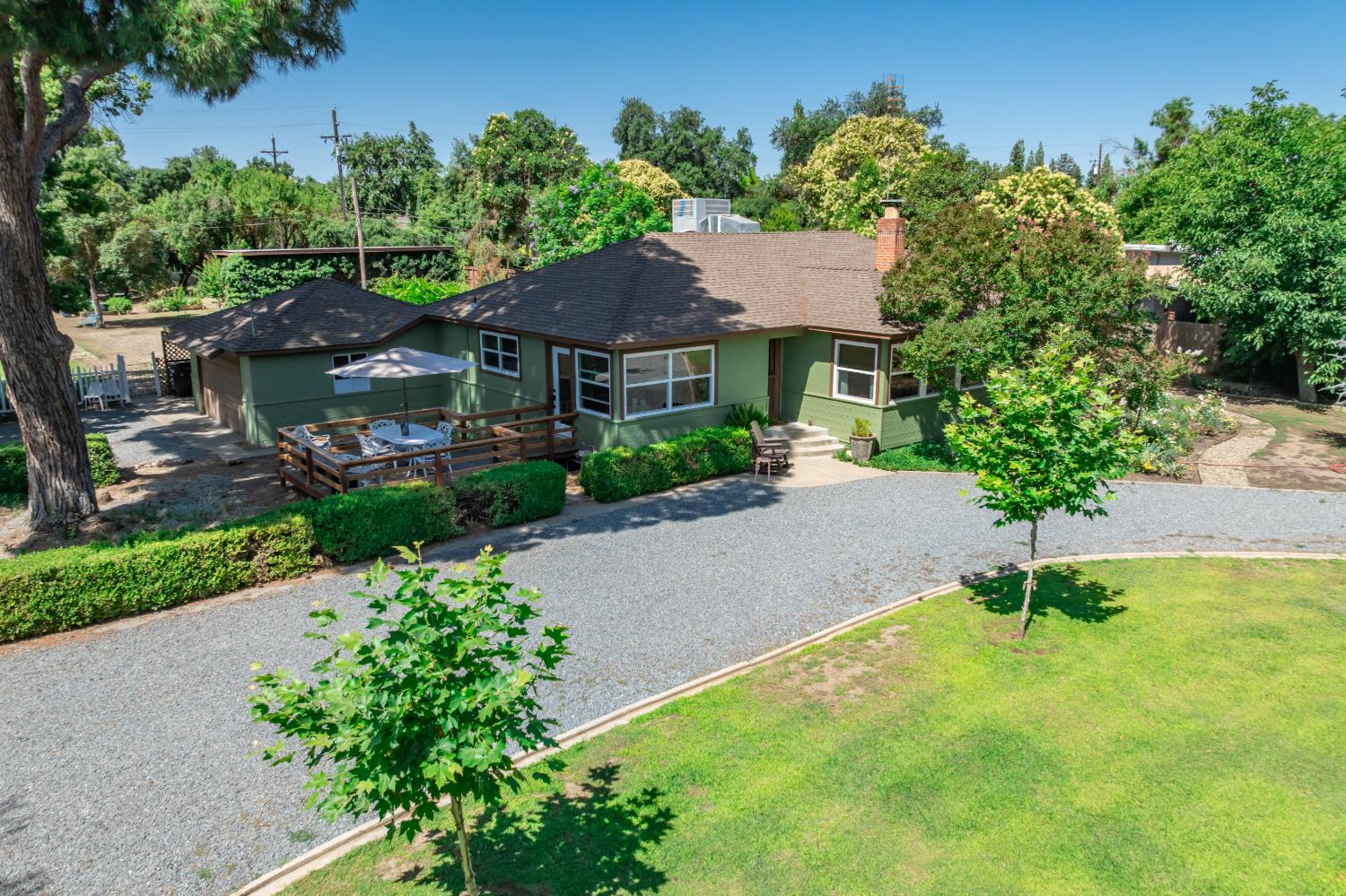 5426 Columbia Dr S, Fresno, CA 93727